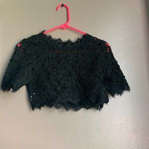 Hot lace pattern black crop top